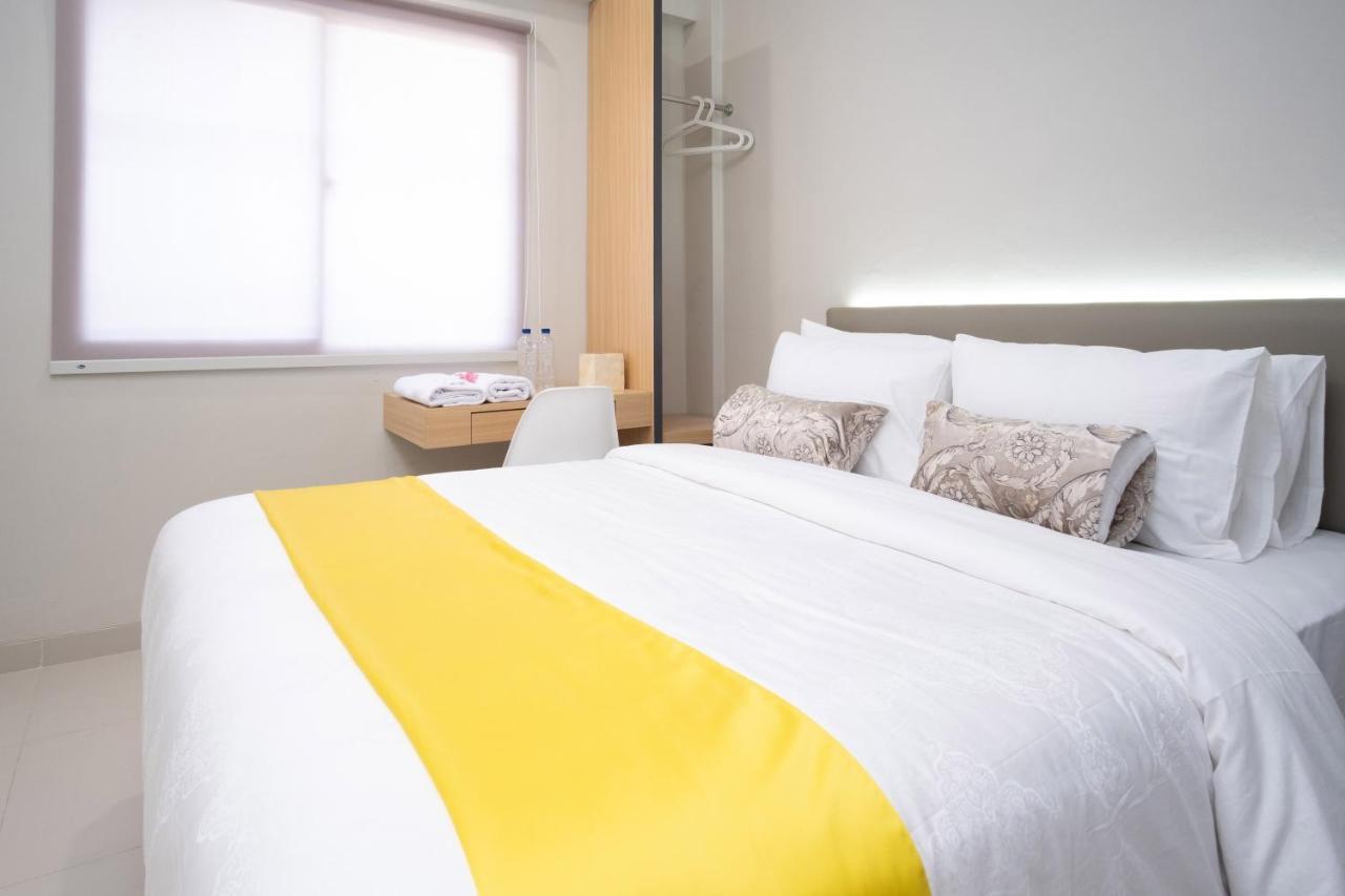 S101 Hotels Semarang Eksteriør bilde