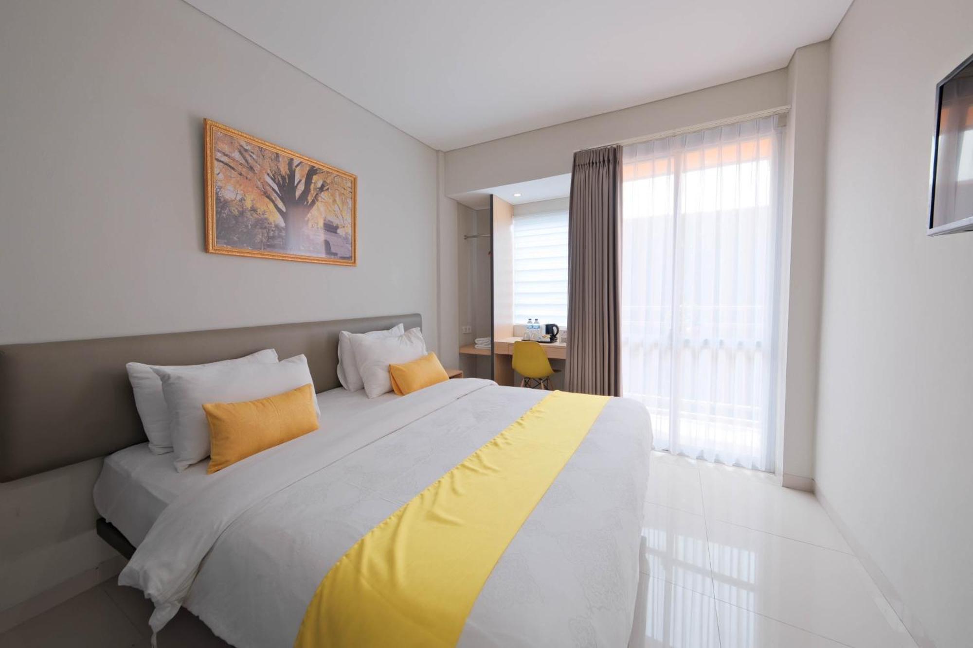 S101 Hotels Semarang Eksteriør bilde