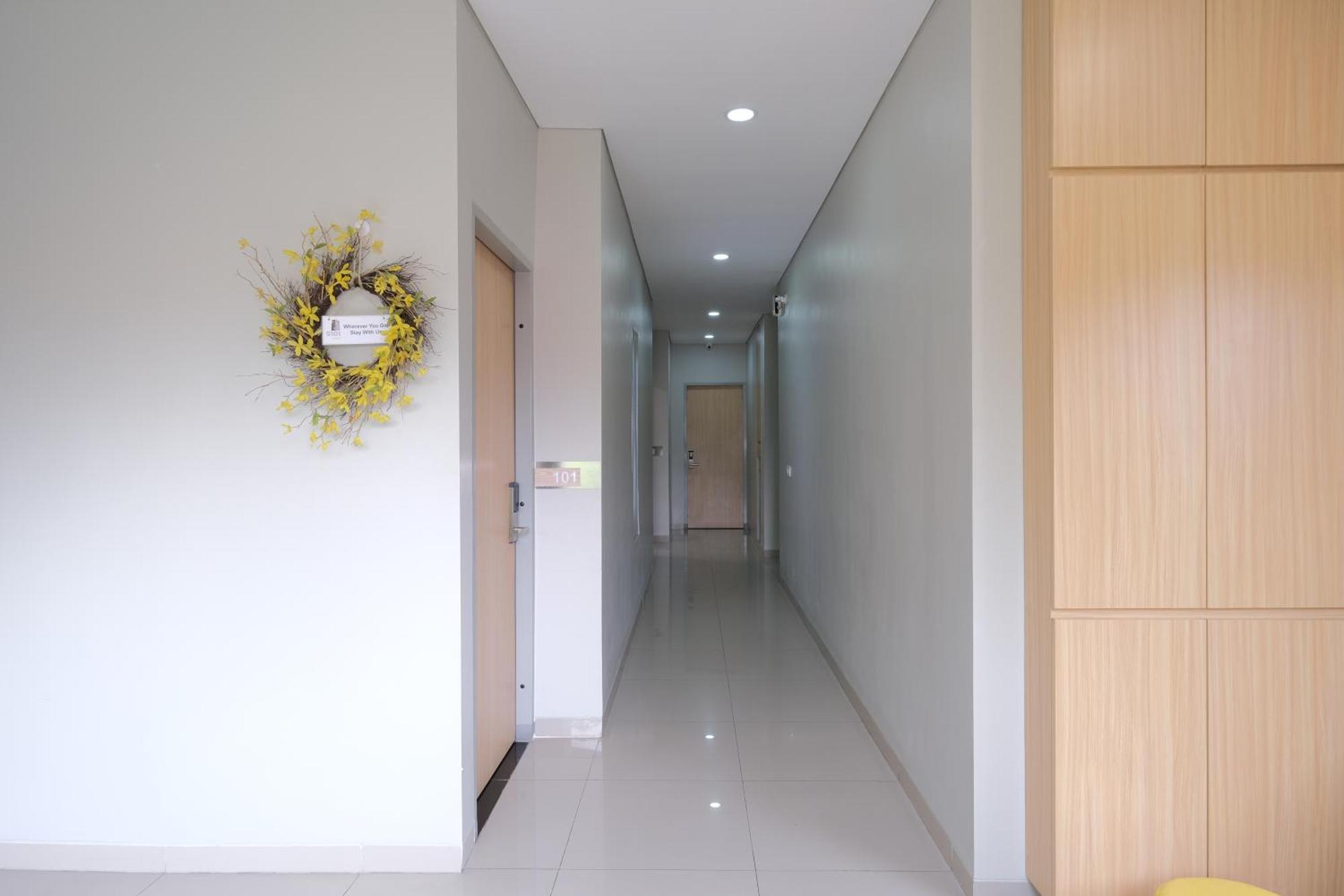 S101 Hotels Semarang Eksteriør bilde